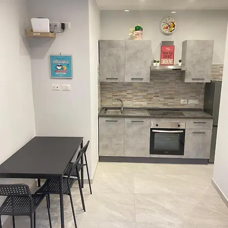 بيت ضيافة La Casa Di Flo